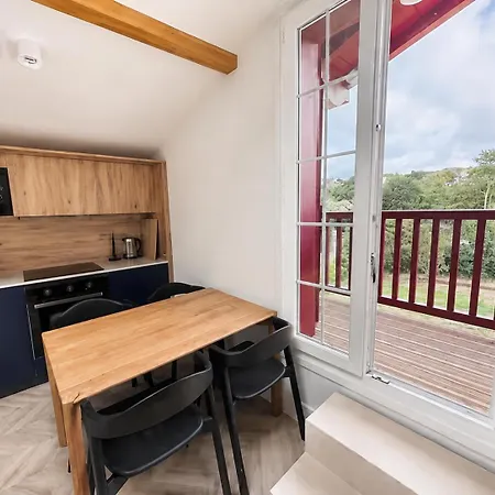 Apartment Ferme Karsinenea *